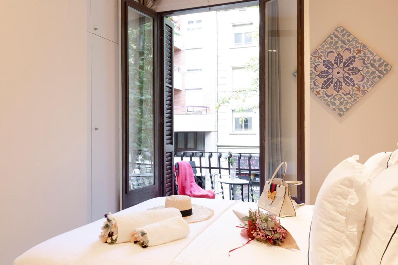 Chic Apartments Barcelona Bagian luar foto