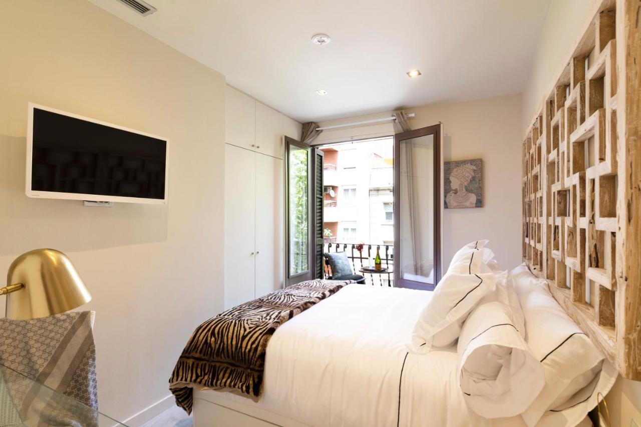 Chic Apartments Barcelona Bagian luar foto