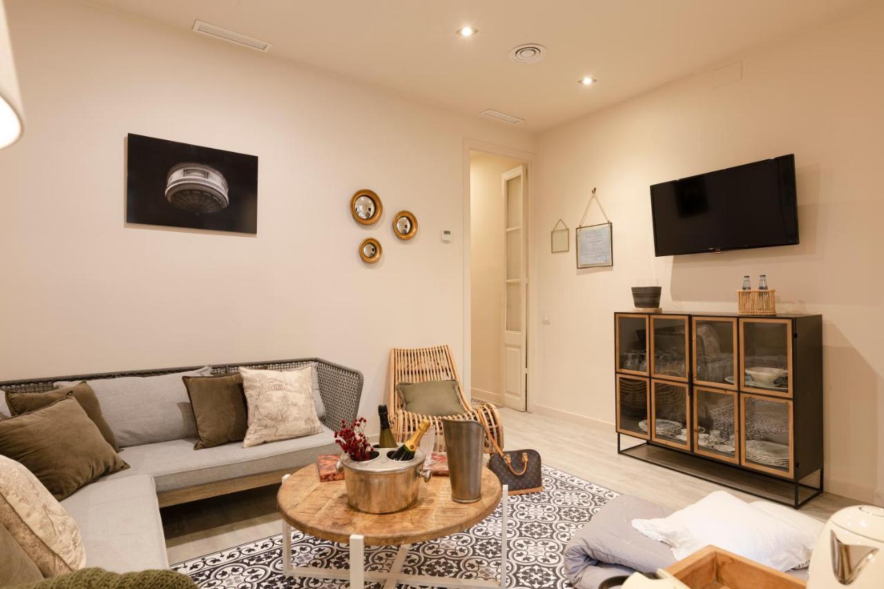 Chic Apartments Barcelona Bagian luar foto