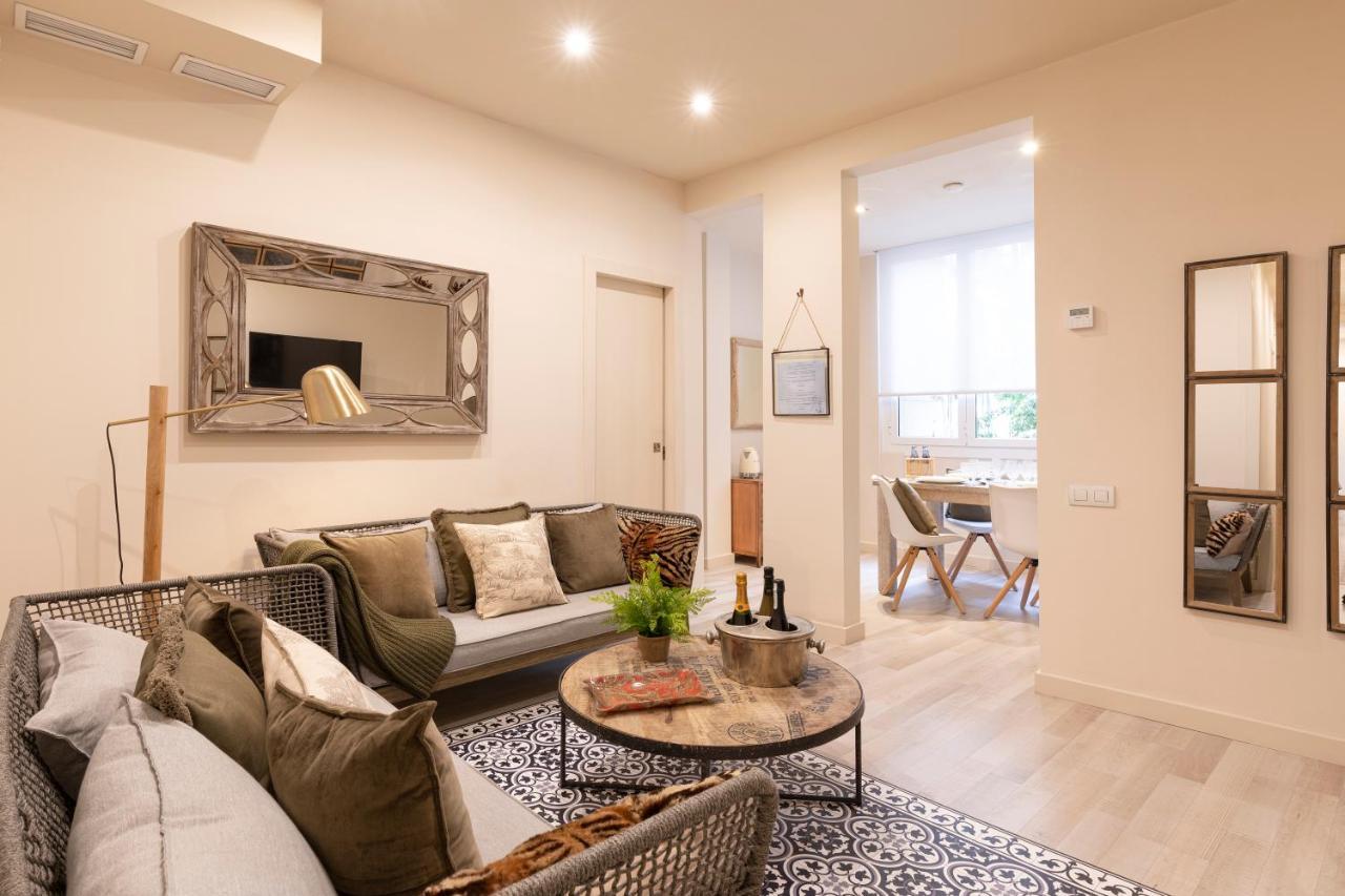 Chic Apartments Barcelona Bagian luar foto