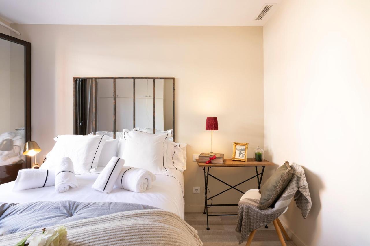 Chic Apartments Barcelona Bagian luar foto